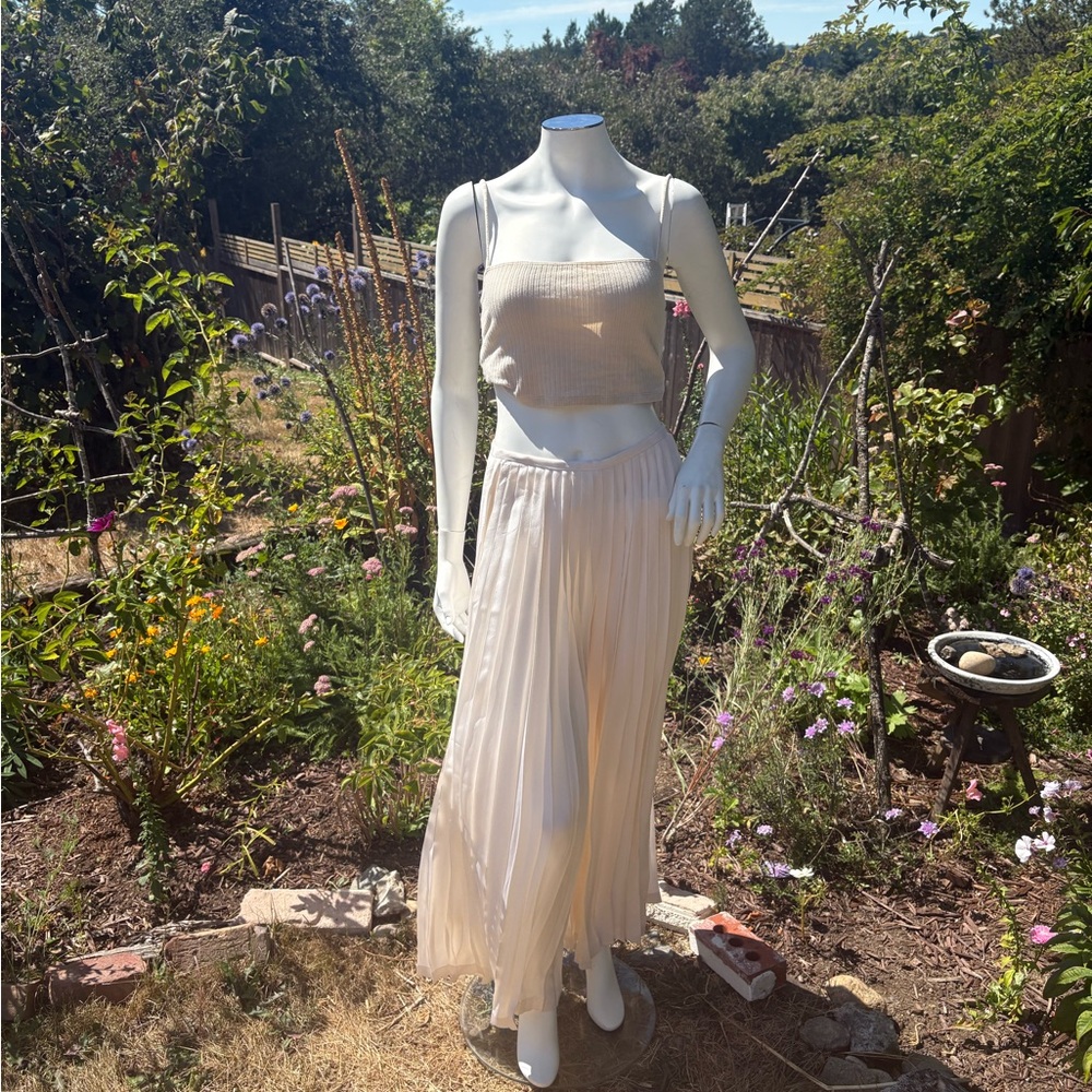 Ralph Lauren Collection Silk Pleated Wide Leg Pant in Cream size 8